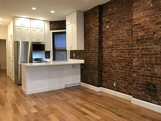 Rented by Sky Management | media 33