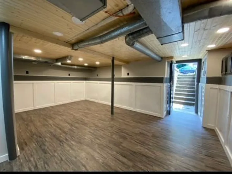 119 Hagerman Ct #5 — Photo 2