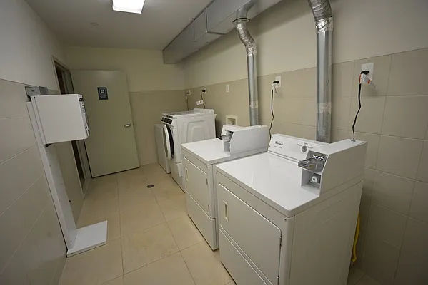 Rented by Voro, LLC | media 12