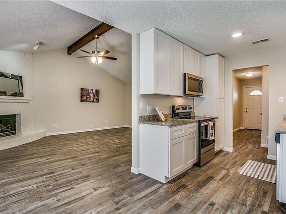 4th image of 6218 Maple Springs Dr