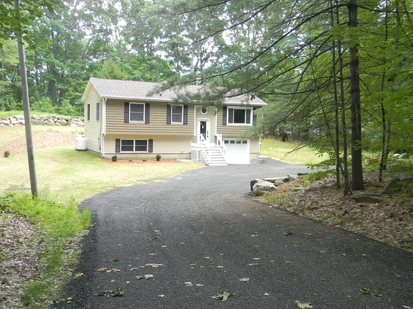 232 Arlington St, Athol, MA 01331