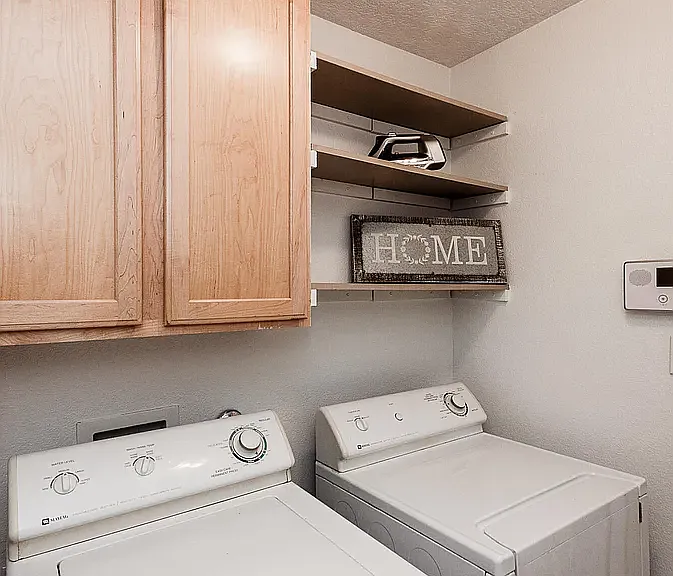 10212 Burham Rd NW — Photo 34