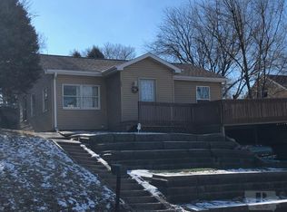 909 Broadway, Denison, IA 51442