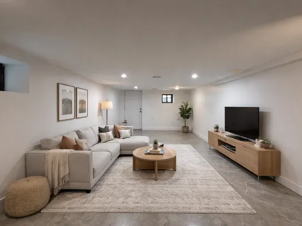 172 Veronica Place image 1 of 17