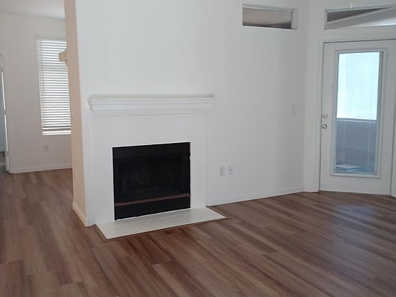 3rd image of 3830 S Lakewood Pkwy #1069