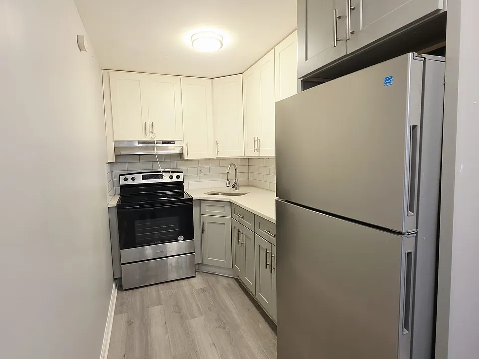 321 Forrest St #1A