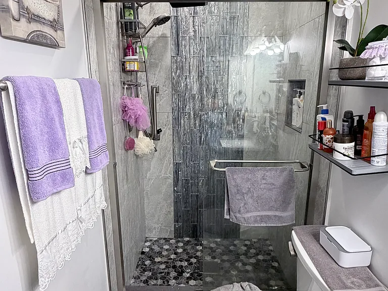 1023B Shetland Dr — Photo 11