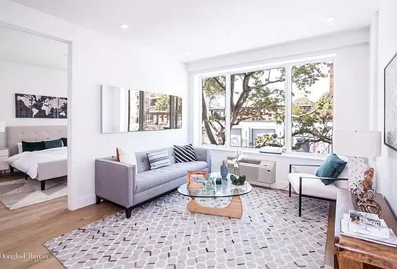 3rd image of 806 Dekalb Ave #4B