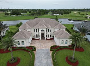 15 Island Club Dr, New Orleans, LA 70131