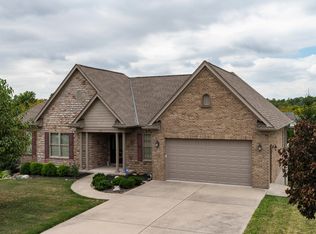 121 Ridgeway Xing, Alexandria, KY 41001