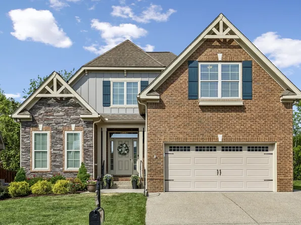 3007 Foust Dr, Spring Hill, TN 37174
