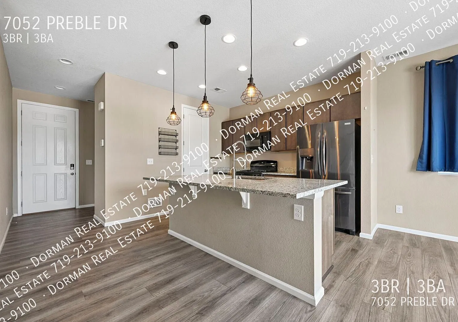 Pending Approval - Beautiful Modern 3 Bedroom Home — Photo 4