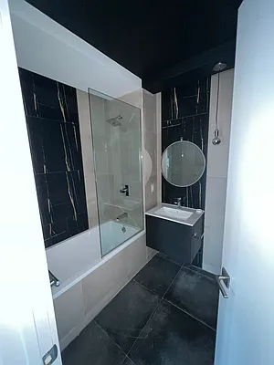 Rented by Avenues Real Estate | media 6