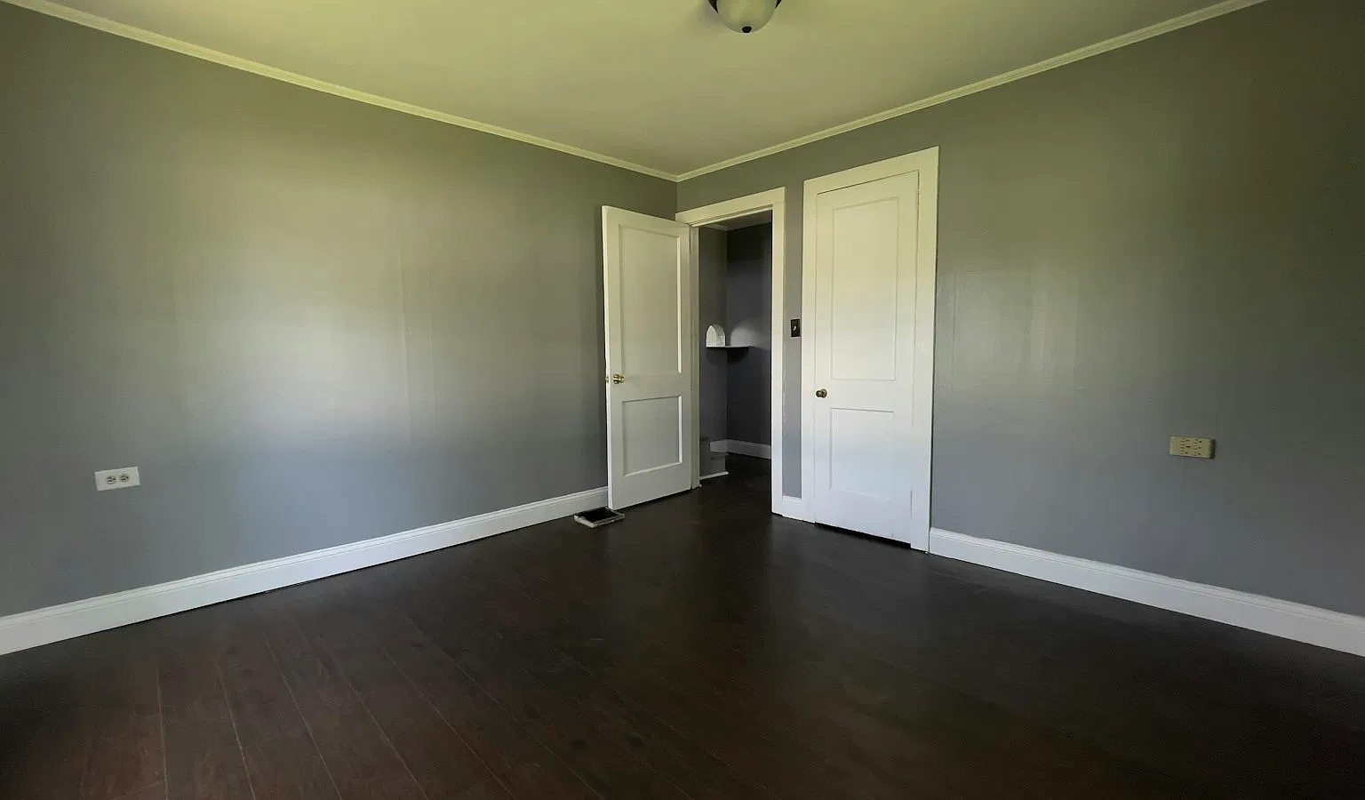 1101 Ward Place Drive — Photo 3