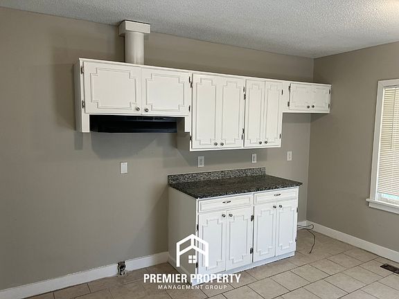 4th image of 1801 7th St SE