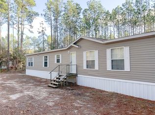 653 Yellow Pine Rd, Jesup, GA 31545