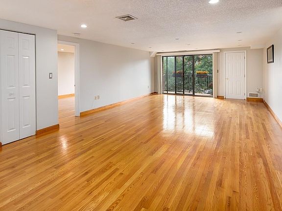 3rd image of 30 Revere Beach Pkwy APT 413