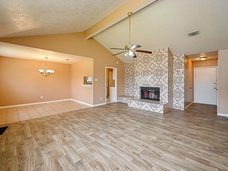 2667 Grand Canyon Dr — Photo 6