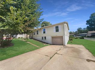 623 N 62nd Pl, Kansas City, KS 66102