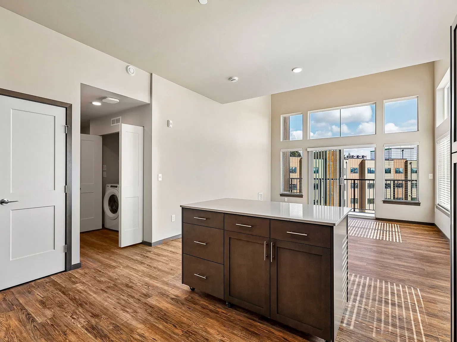 Cedarside Apartments — Photo 3