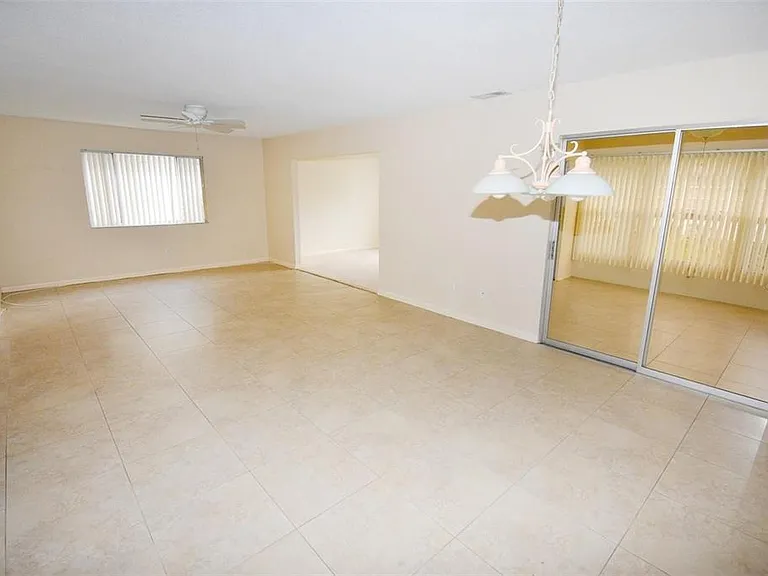 3961 Ashwood Ln #44 — Photo 3