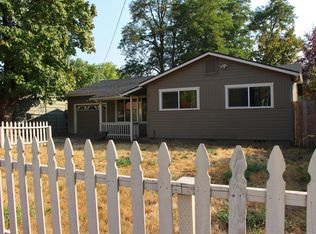 939 SW Bridge St, Grants Pass, OR 97526