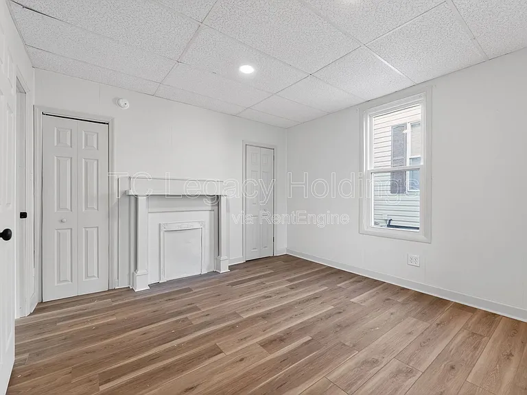 604 Hart St — Photo 15
