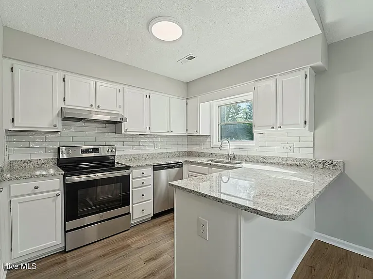 4701 Triplett Way — Photo 9