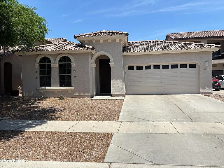 3942 E Claxton Ave — Photo 3