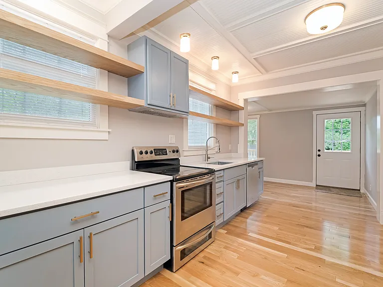 205 W Main St — Photo 12