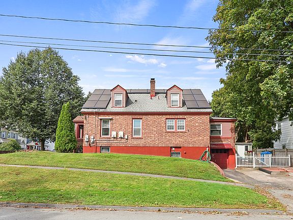 4th image of 45 Stoddard Ave