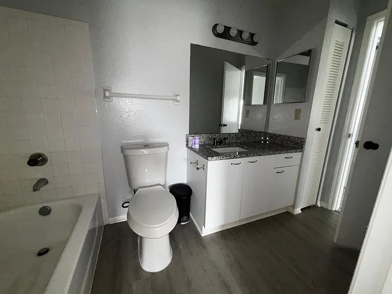 1610 Columbia Arms Cir #231 — Photo 13