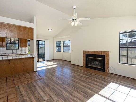 5th image of 33 Brushwood Ln