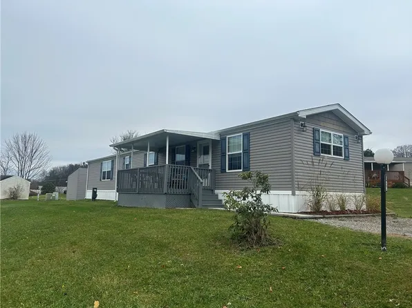 108 Terra Dr, Valencia, PA 16059