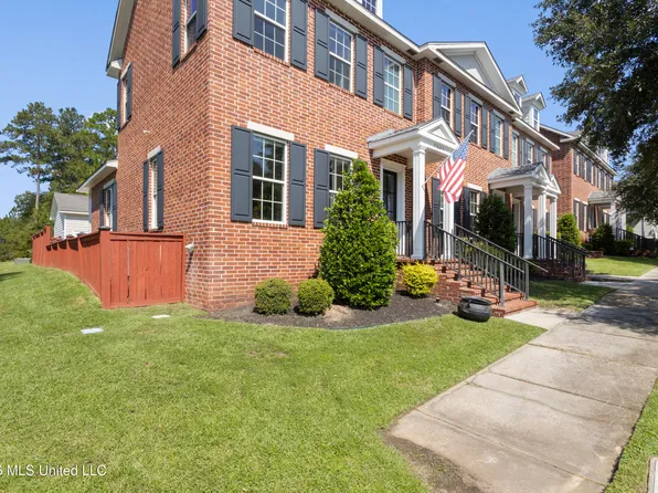12668 Amory Ave #A, Biloxi, MS 39532