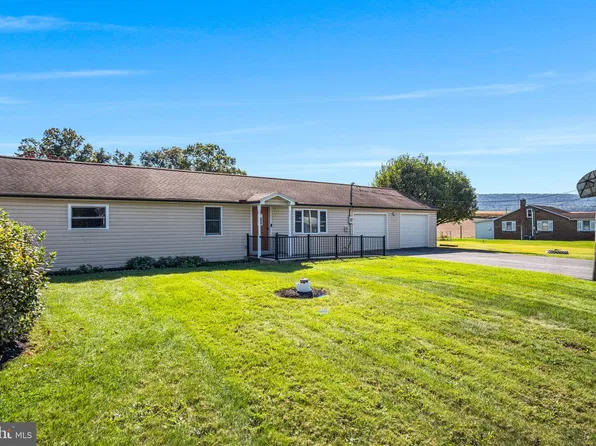 65 Gambers Corner Rd, Duncannon, PA 17020