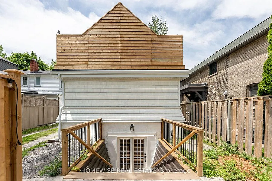 103 Malvern Avenue - Lower — Photo 3