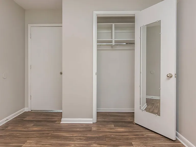 Alder Terrace — Photo 7