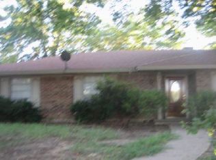 764 Juniper Ln, Lewisville, TX 75077