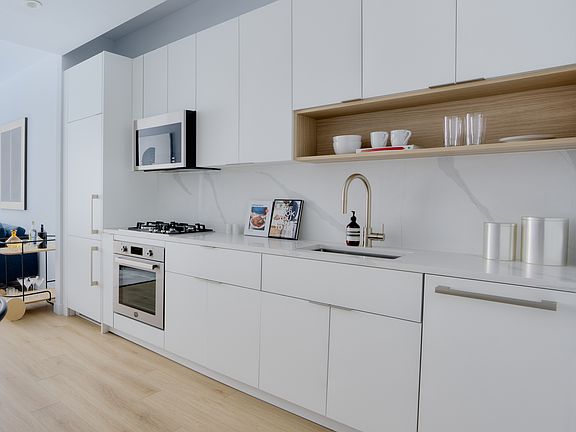 3rd image of 160 Water St #15M