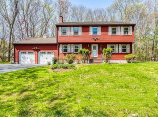 14 Morningside Ln, Foxboro, MA 02035