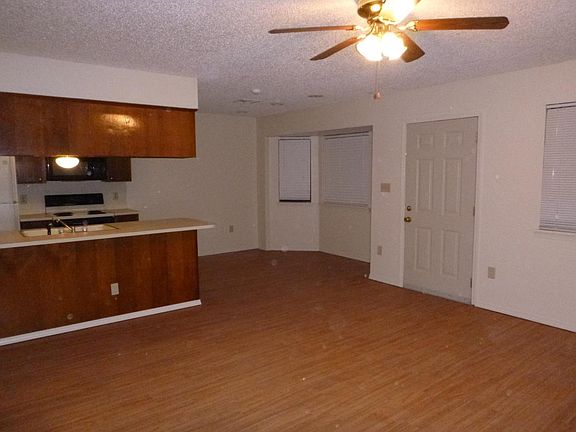 Open floor plan living room - kitchen