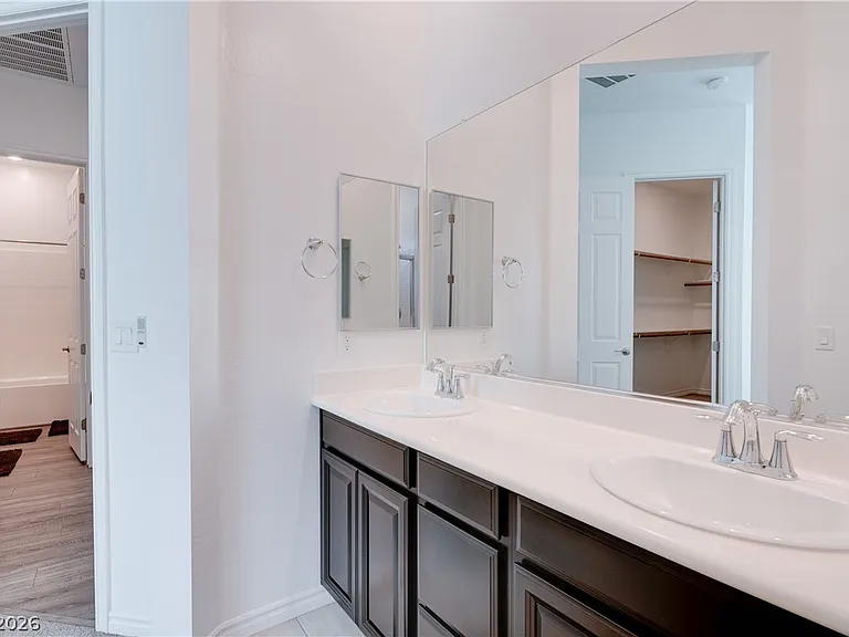 209 Coltrane Canyon Ave — Photo 13
