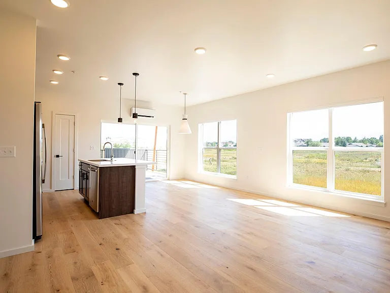 2430 Tschache Ln #204 — Photo 4