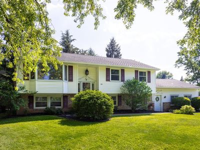 589 Heritage Dr, Rochester, NY, 14615