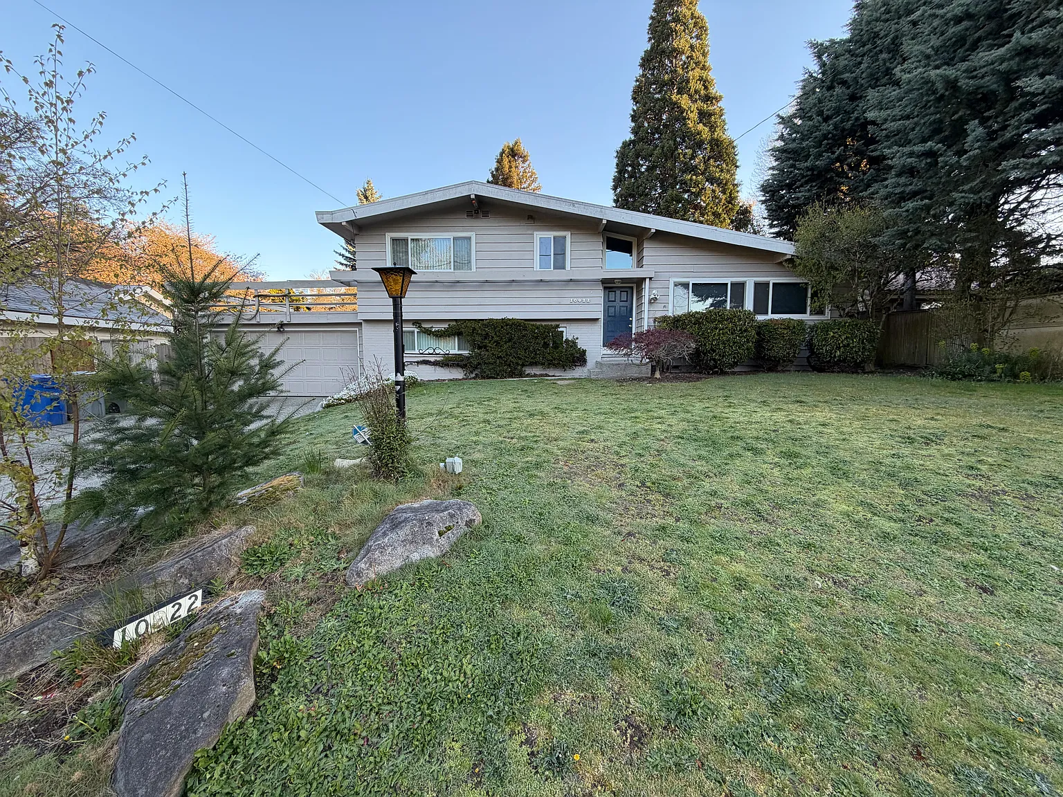 4 bed, 1630 sqft, $4,500 — Photo 1