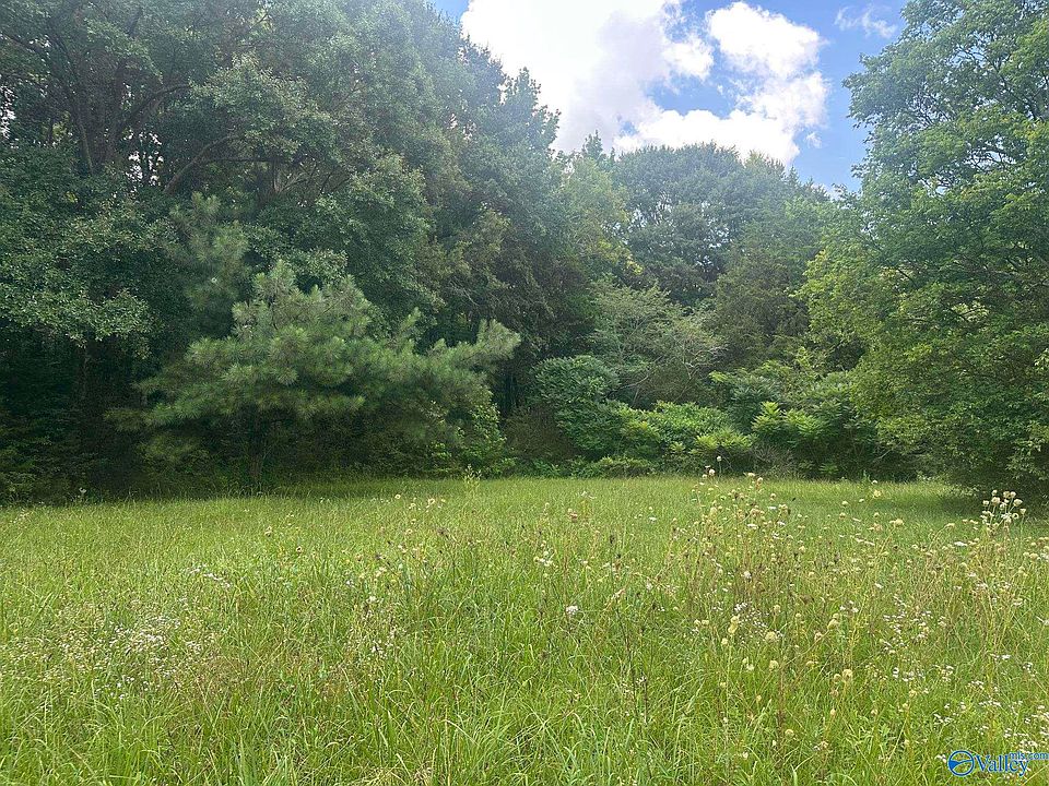 1st image of 473 Section Line Rd