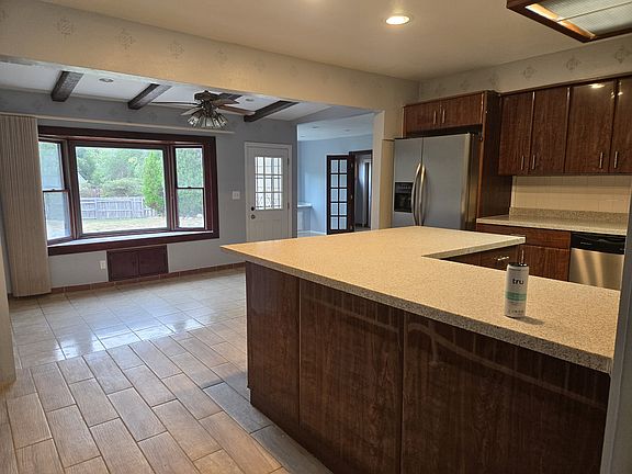 2nd image of 4810 E 112th Pl