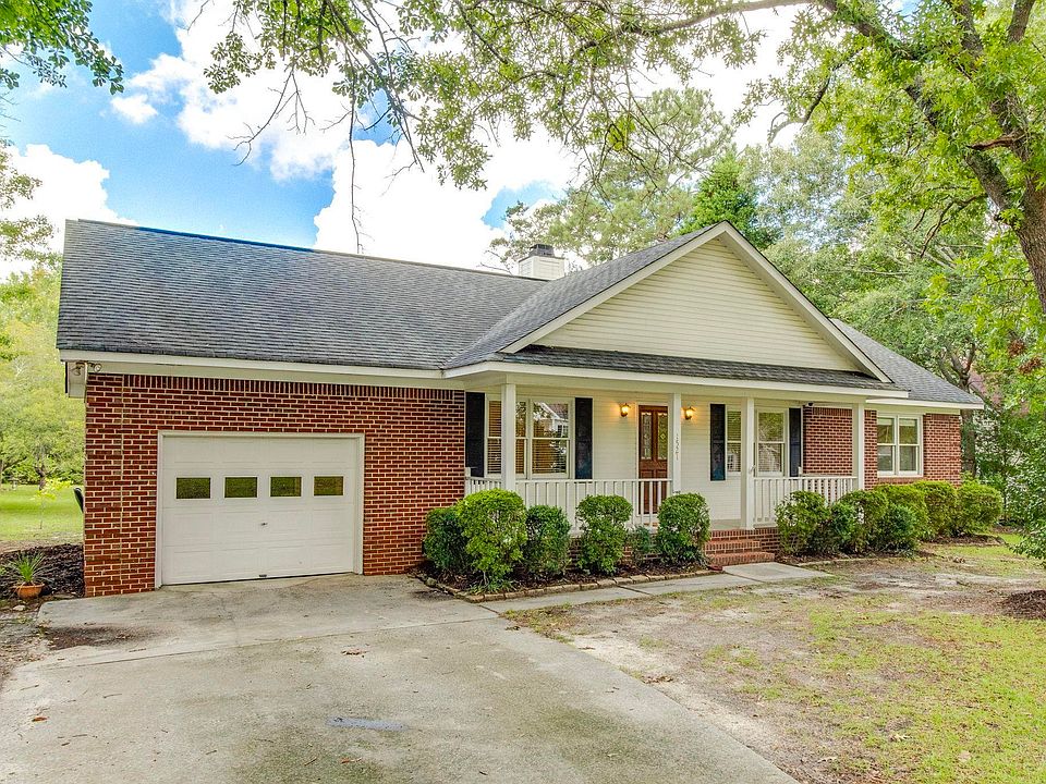 1st image of 1521 Pine Valley Dr