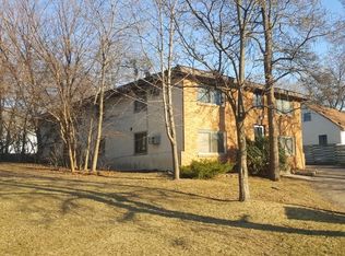 4733 University Ave NE #2C, Minneapolis, MN 55421